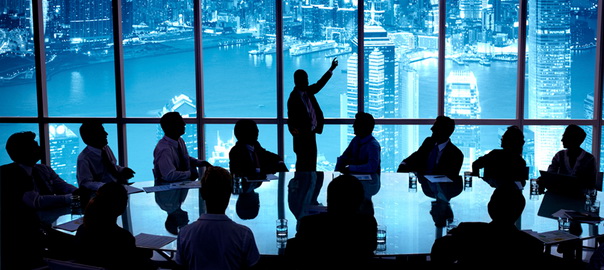 Кто такие CEO, CFO, CCO, CIO, CMO, CRO и т.п.?